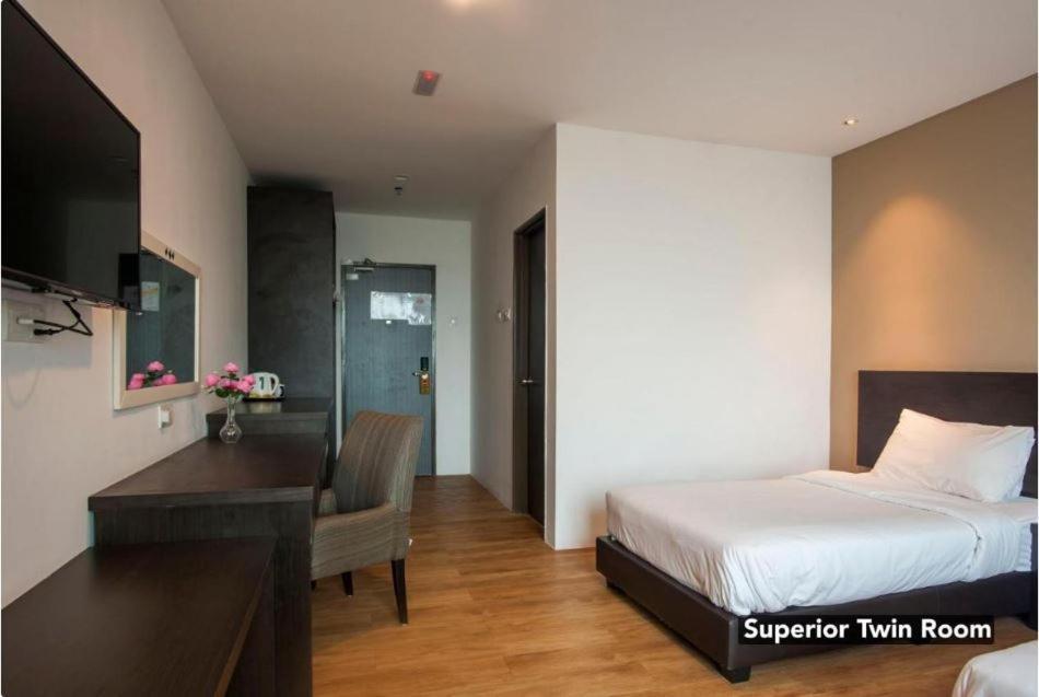 Summit Signature Hotel Oug Kuala Lumpur Exterior foto
