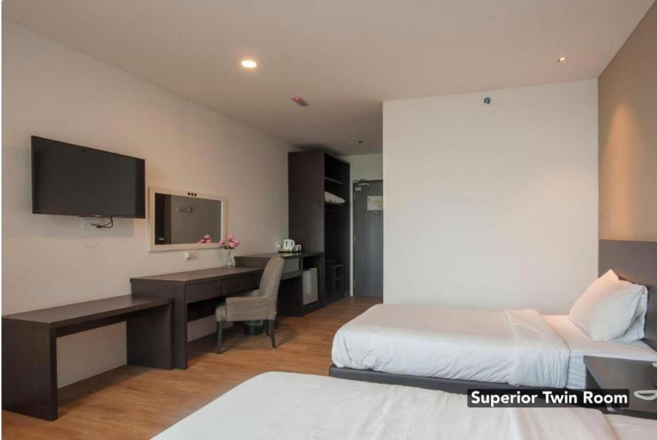 Summit Signature Hotel Oug Kuala Lumpur Exterior foto